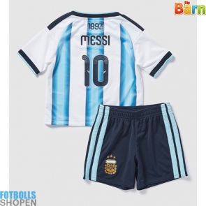 Billiga Argentina Lionel Messi #10 Hemmatröja Barn VM 2026 Kortärmad (+ Korta byxor)